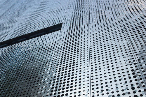 PERFORATED SCREEN